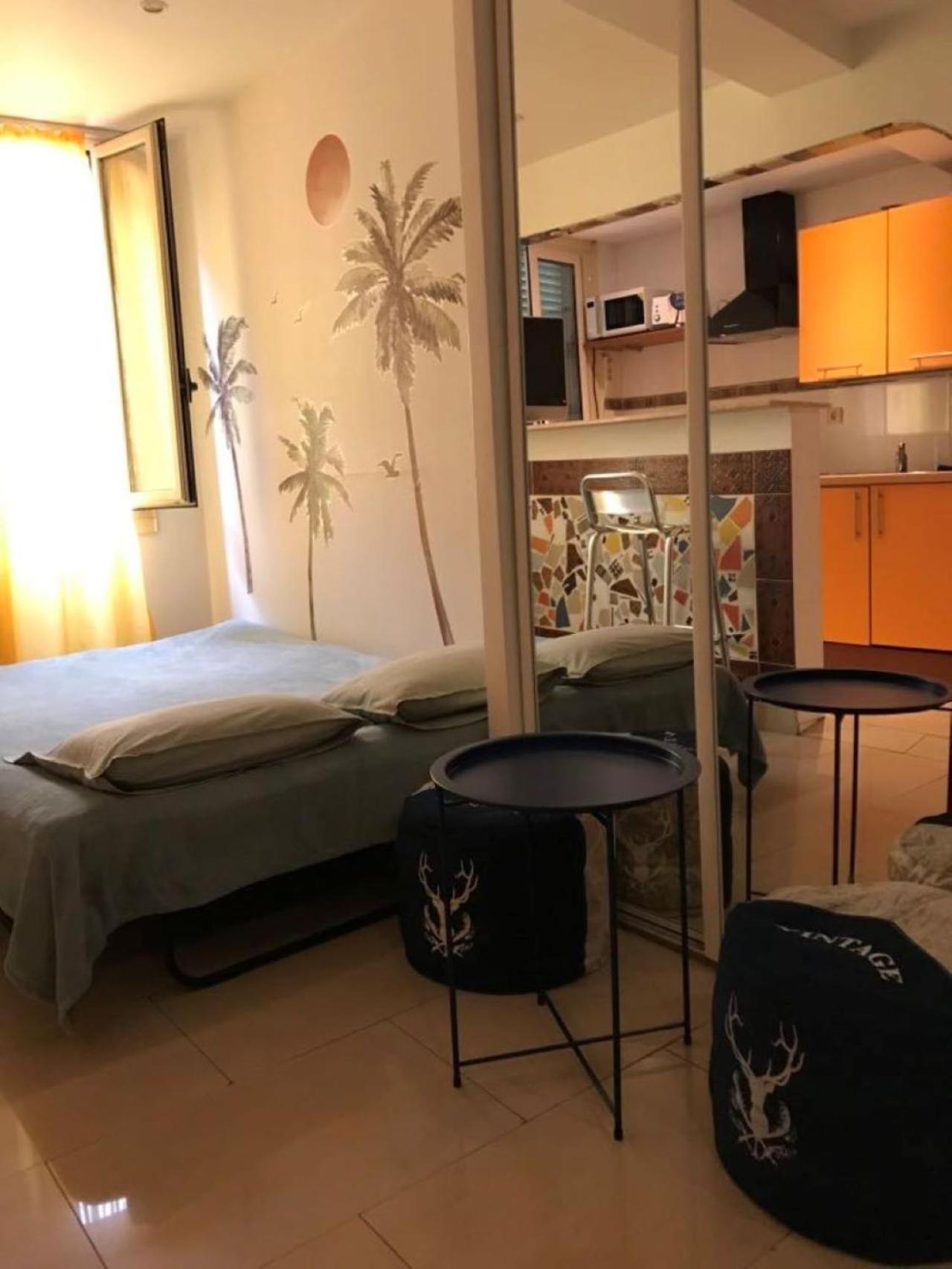 Summer Beach Studio, 4 Persons, Mobile Ac, Old Town Nice Bagian luar foto